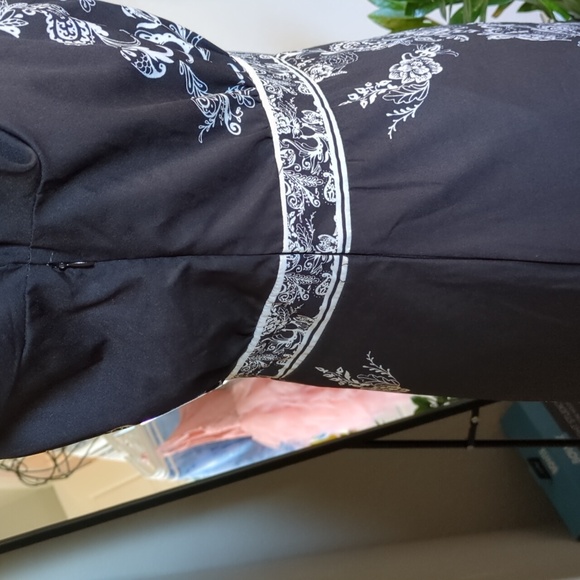 NWT Black and White Maxi Dres - Picture 8 of 9